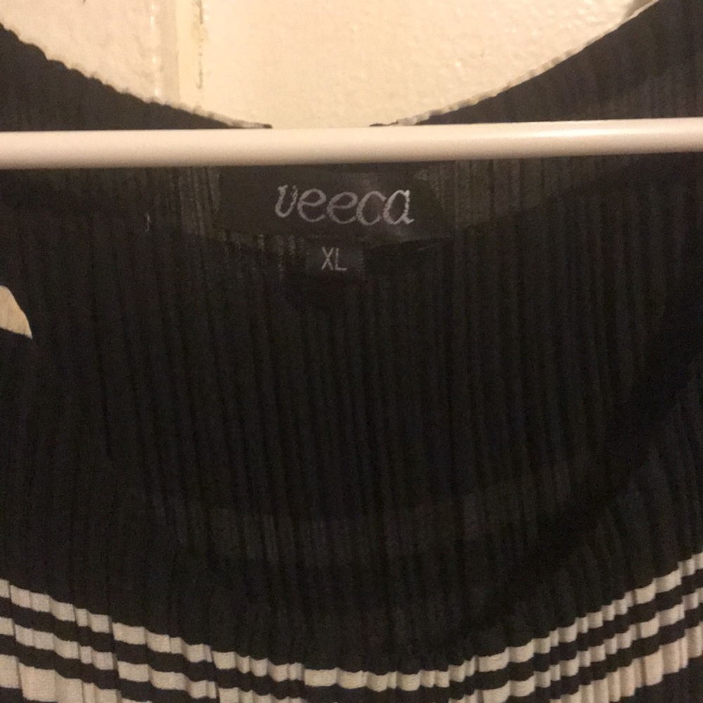 Dress - Picture 5 of 6